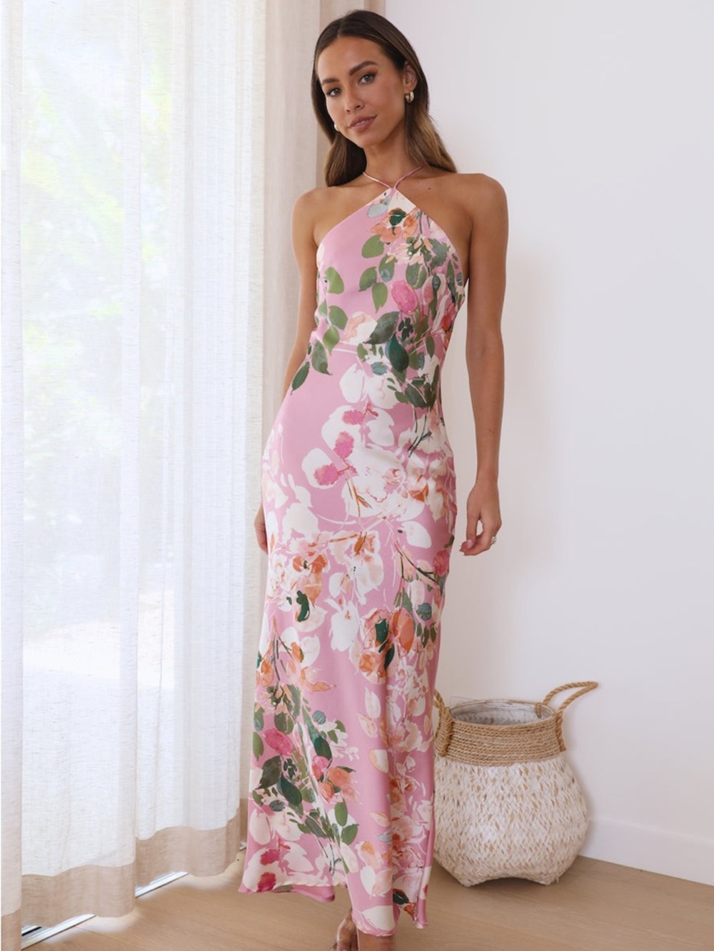 Hello Molly feeling moody maxi dress in pink floral print hater neck - Picture 2 of 16